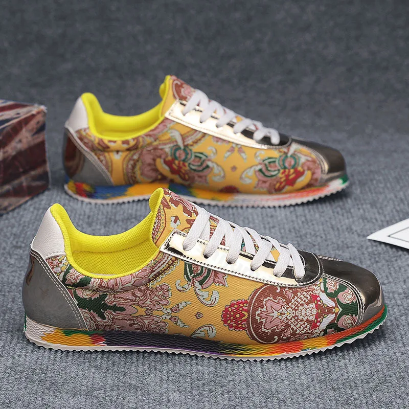 Men Casual Shoes New 2025 Men's Yellow Sneakers Fashion Graffiti Printed Fabric Men Sneakers Comfort Lightweight Flats Shoes view 2