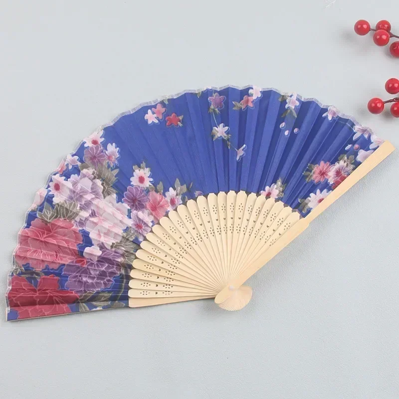 Chinese Vintage Cloth Fans Flower Patterns Wooden Handle Folding Fan Classical Dance Party Performance Tool Gift Decorations