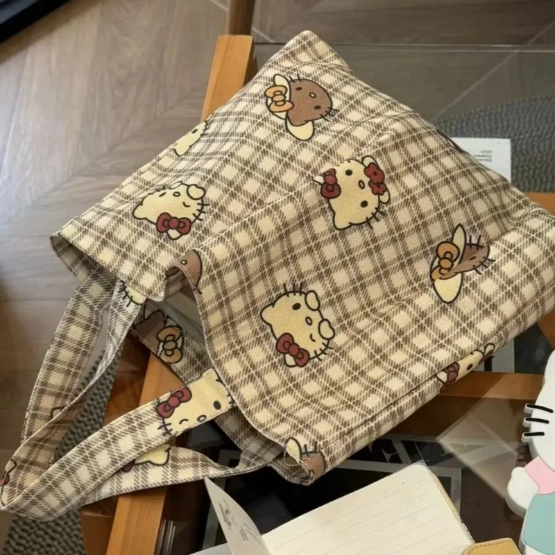 

Hello Kitty Handbag Cute Printed Canvas Shoulder Bag Vintage Brown Checkered New Large Capacity Commuter Bag