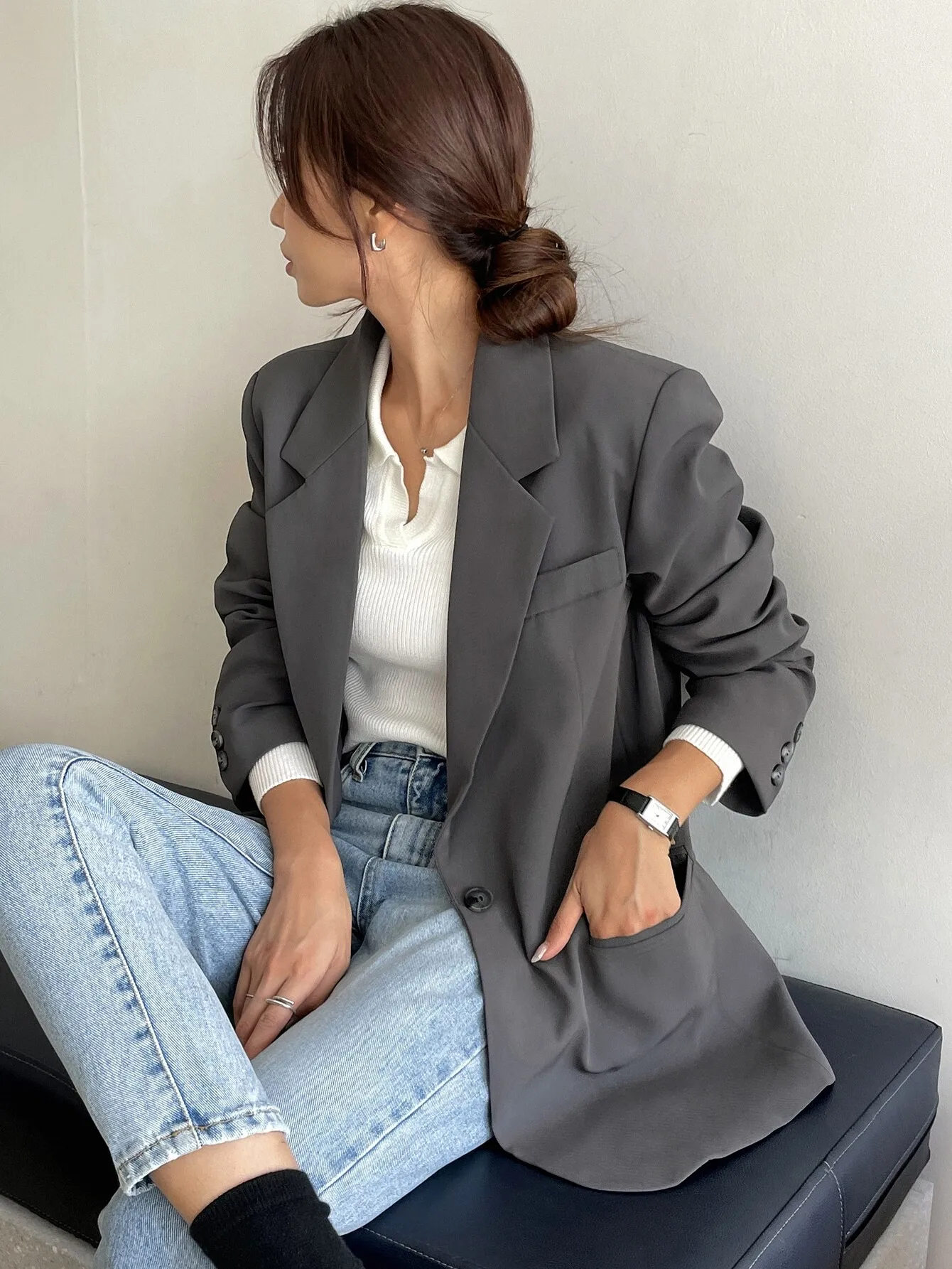 

Women's Loose Fit Solid Color Blazer Jacket for Casual Business Fall Wear