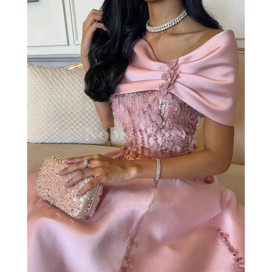 Eleganti abiti da ballo con spalle scoperte e perline con paillettes personalizzati