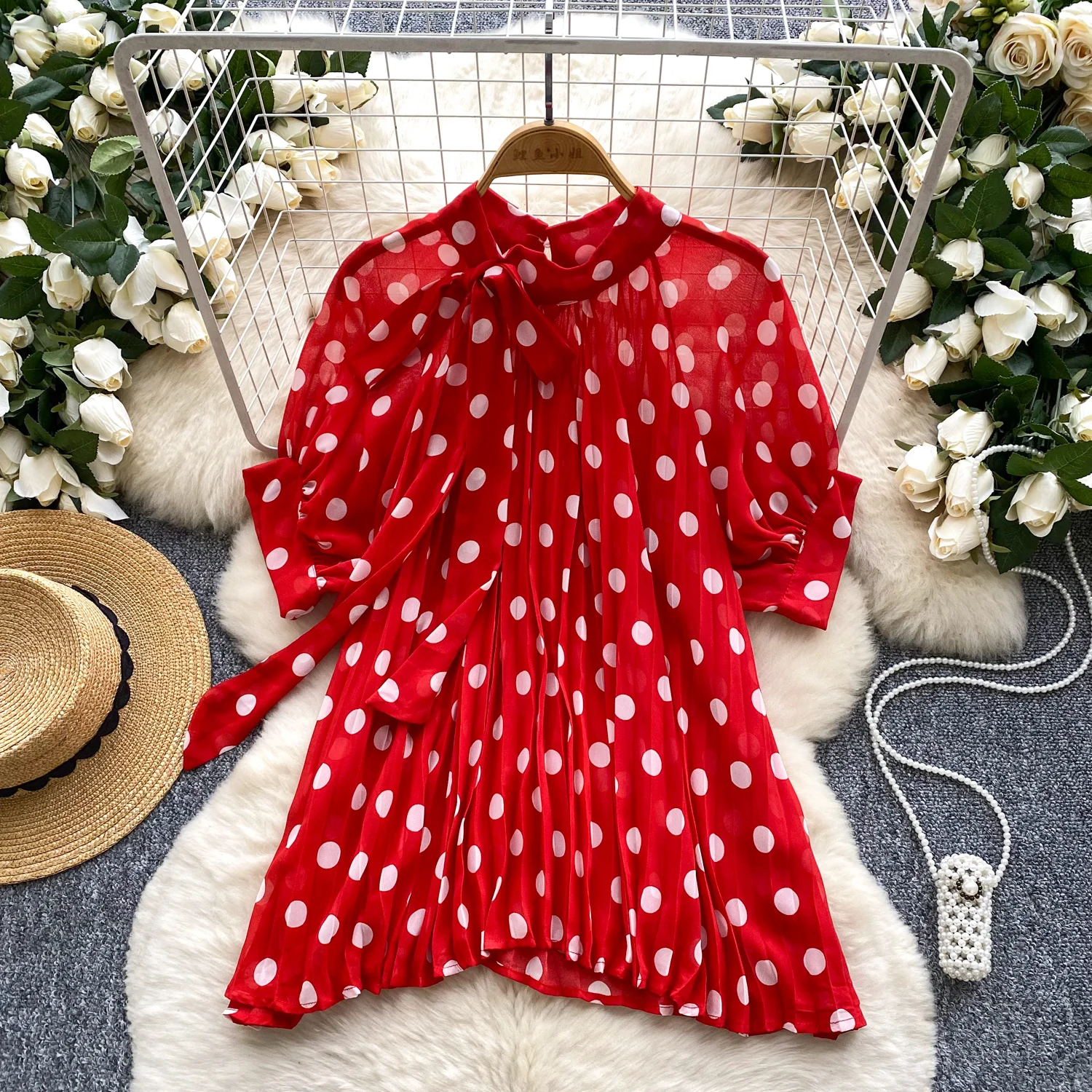 ใหม่ Ruffle เสื้อผู้หญิงพัฟแขนเสื้อและเสื้อสตรีสีขาวสีดํา Ruched TOP หญิง Ruched ผู้หญิงเสื้อ