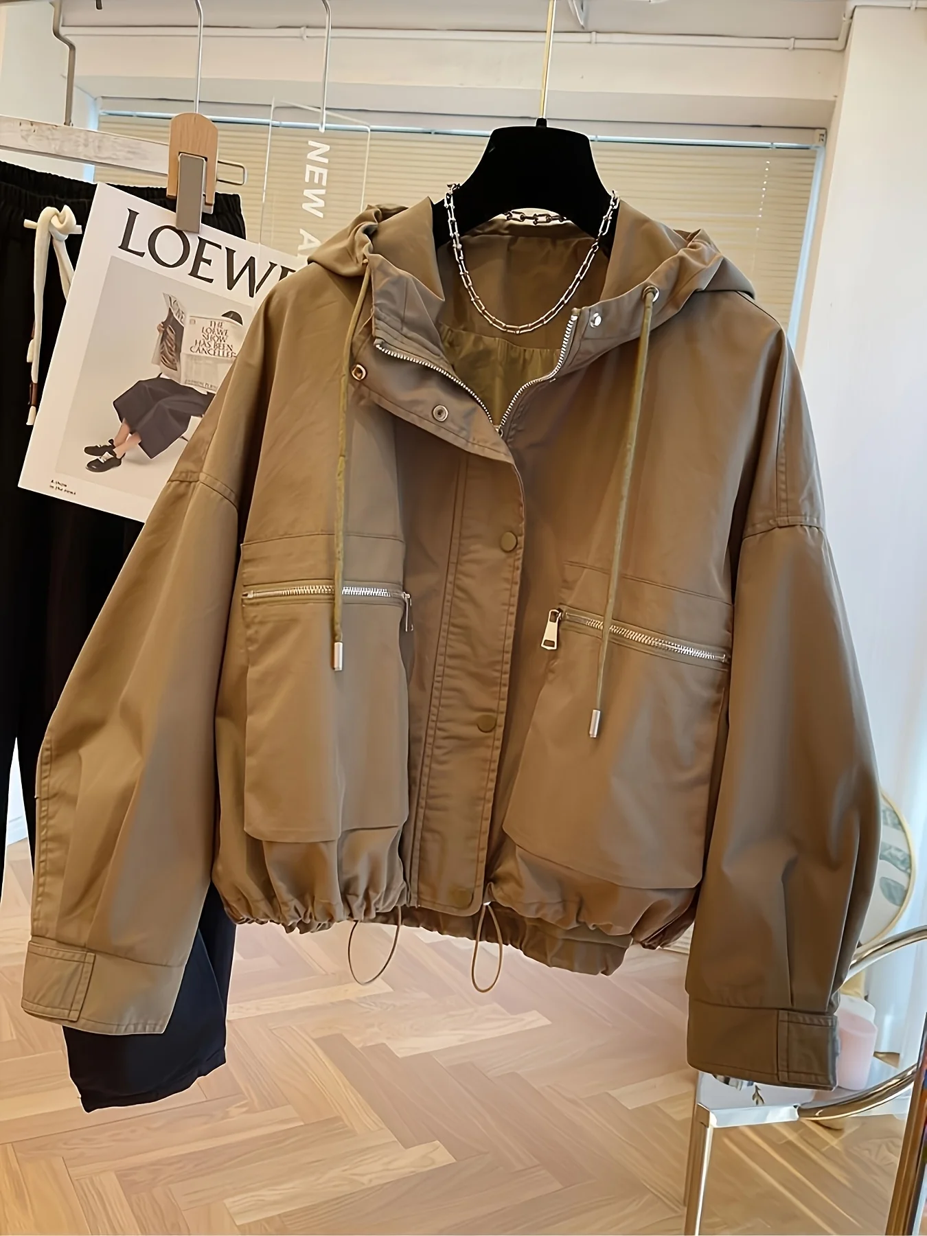 

Весенне-осенняя повседневная женская куртка с капюшоном, на молнии, с карманами, однотонная, универсальная, модная