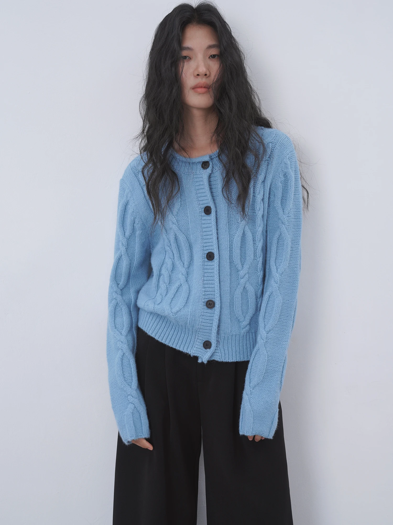 

EIGHTHMONTH Gentle Wind Twist Knit Sweater Coat Women's Loose Knitted Open Cardigan Autumn New Sle Comfortable Warmth