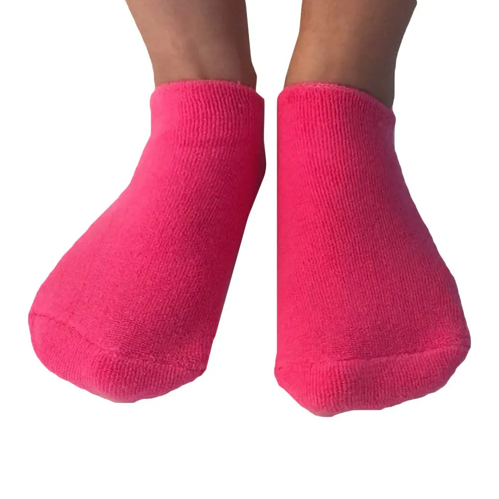 Gel Socks for Moisturizing Hands and Feet Vitamin E Jojoba Olive Grape Oil Deep Hydration Cracked Heel