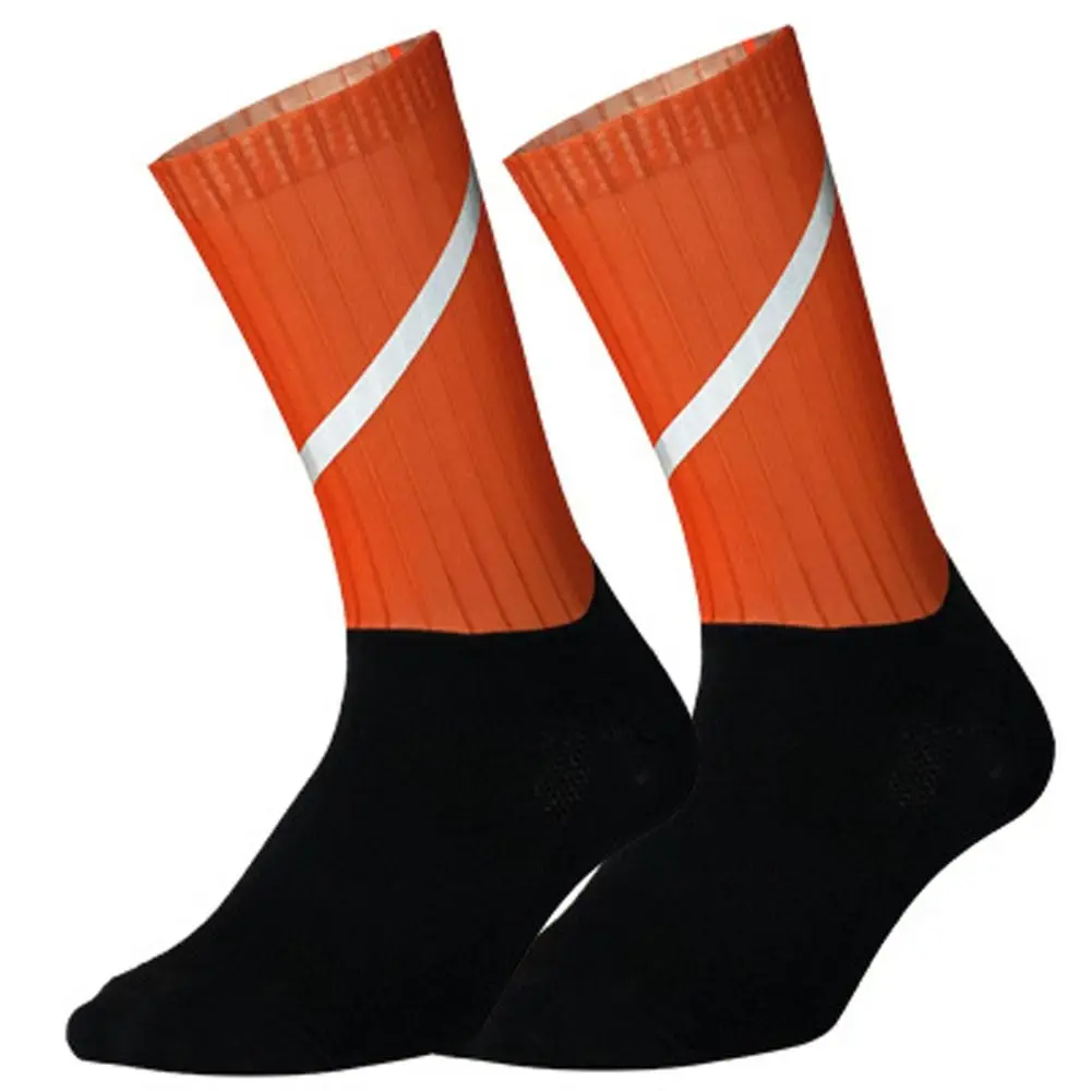 

1 пара светоотражающих велосипедных носков со средней трубкой, дышащие спортивные носки с дезодорантом, спортивные носки унисекс, износостойкие спортивные носки для гонок