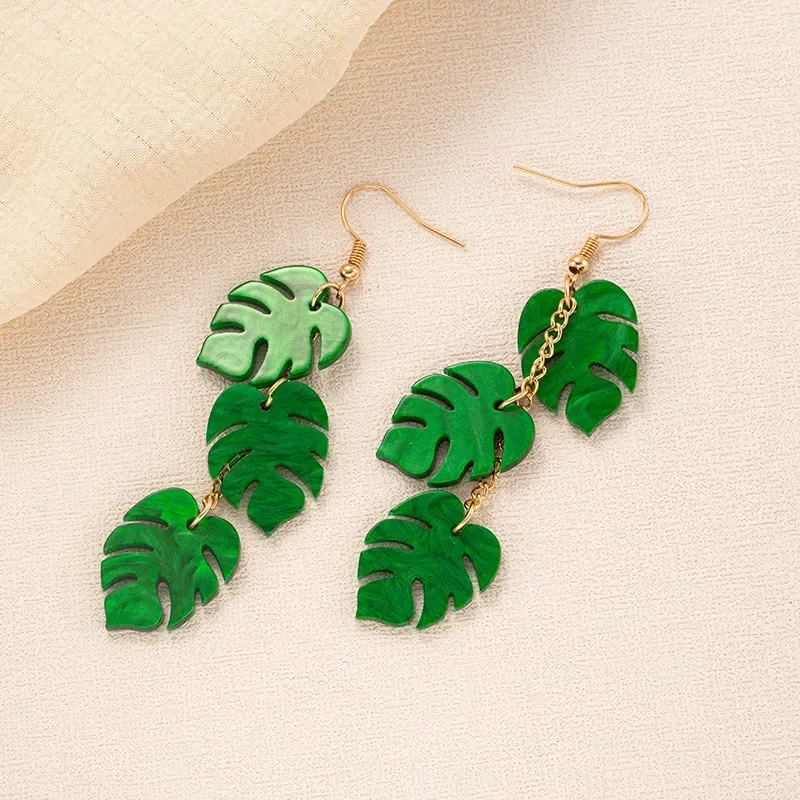 Holiday Beach Fashion Creative Earrings for Girls Summer Ambience Novelty Fun Leaf Earrings Ladies Jewelry Gift