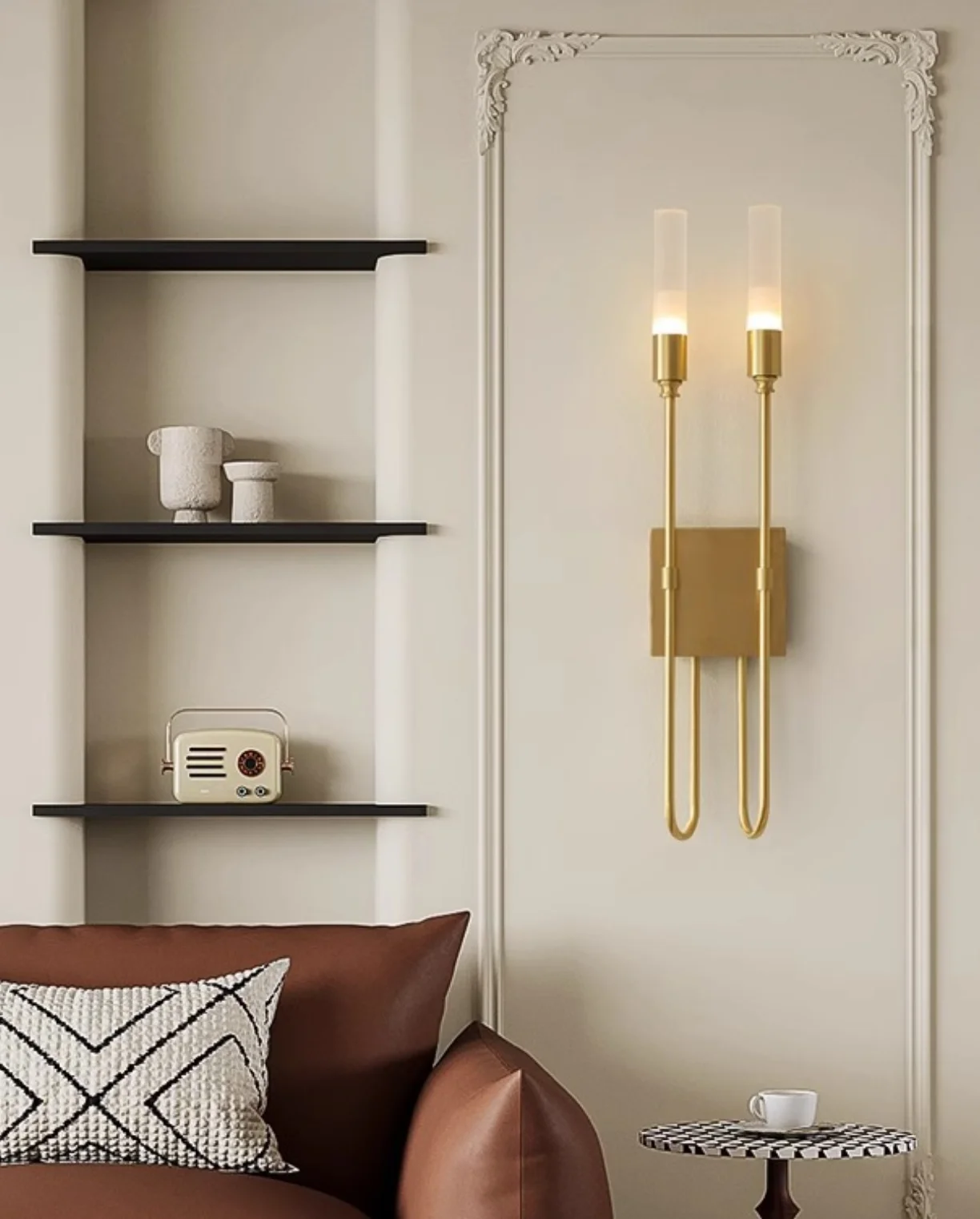Wall lamp with two heads