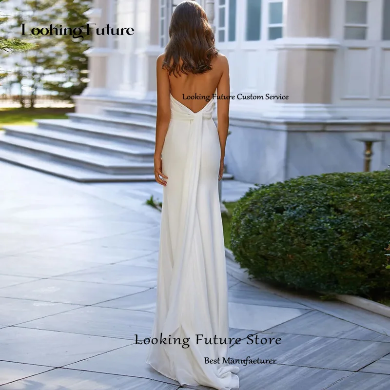 Robe de Mariée Sirène Blanche en Satin, Simple, Sexy, Décolmétrage en V Profond, Dos aux, Fente Haute, Col Licou, Éducative, Personnalisée