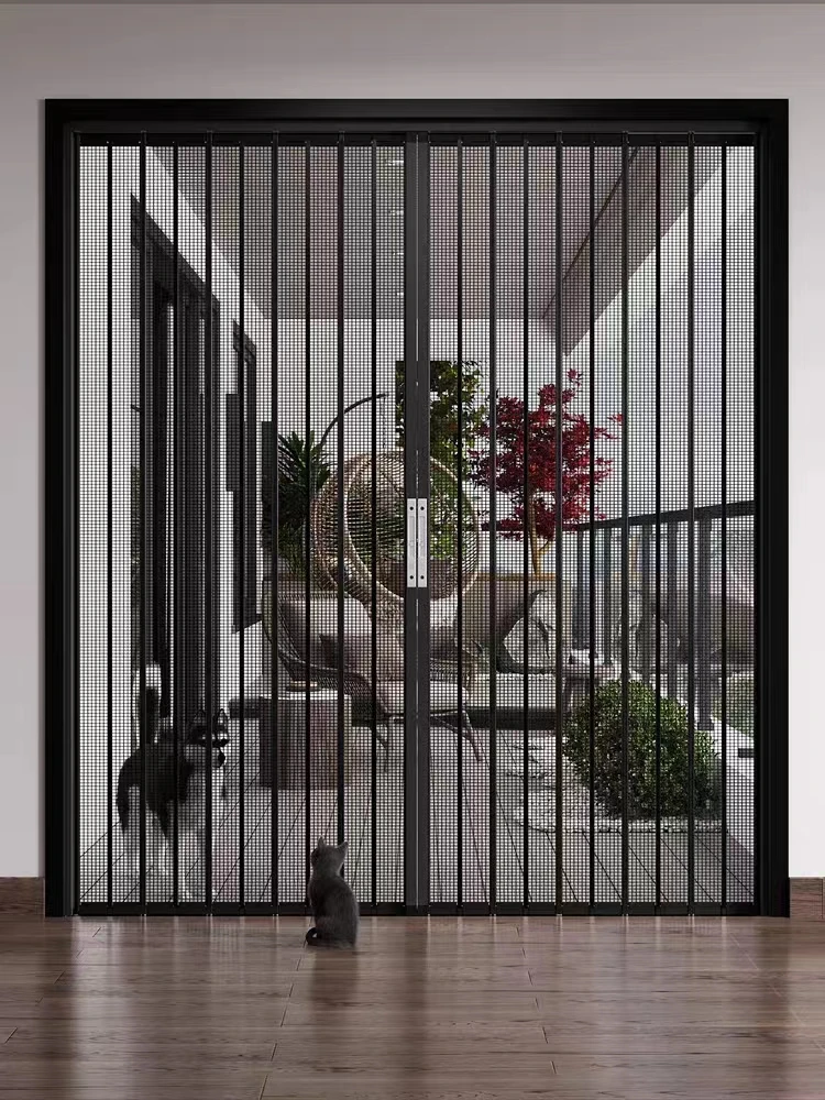 Inklapbaar artistiek scherm tuindeur aluminium frame staand tussen vouwschermen