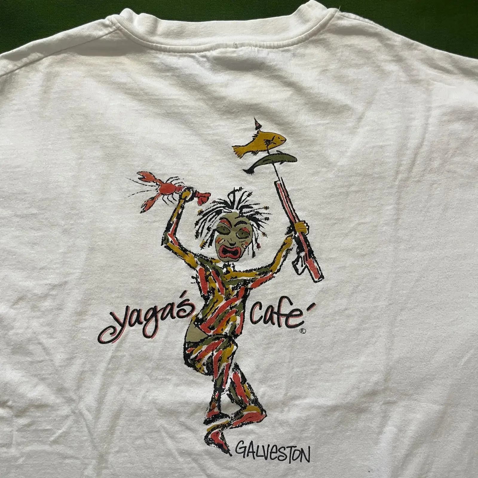Vintage 90s Yaga amp 39 s Cafe Galveston Texas T Shirt White XL vintage Washed Versatile Top For Everyday Wear streetwear