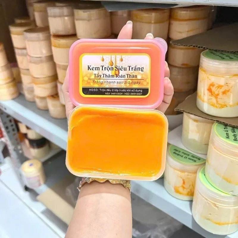 kem-tron-sieu-trang-tay-tham-toan-than-lotion-corporelle-eclaircissante-correcteur-de-taches-brunes-pour-un-teint-uniforme-eclatant