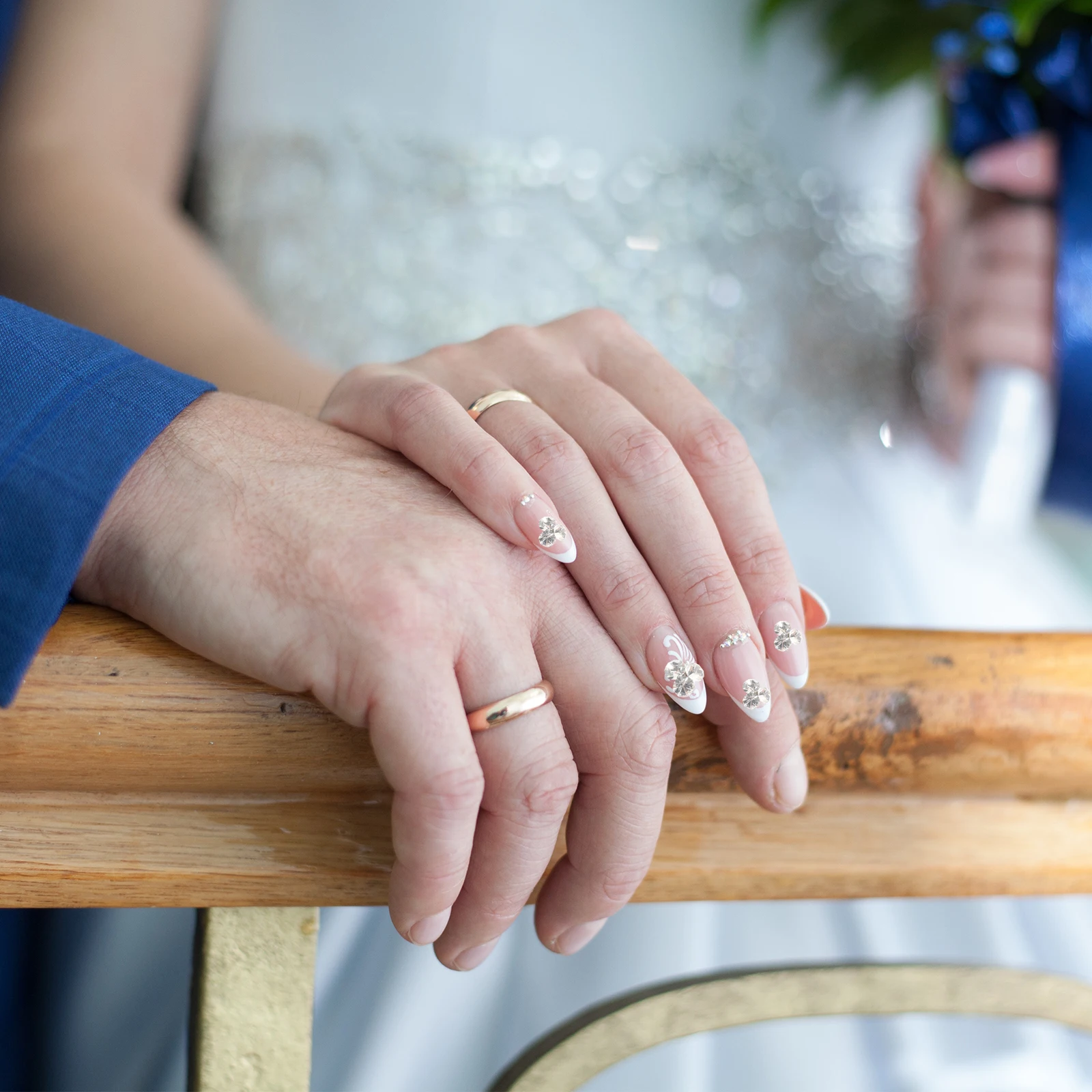 1 scatola di adesivi per unghie con strass, ciondoli con retro piatto per decorazioni per nail art, manicure, accessori fai da te, ornamenti artigianali