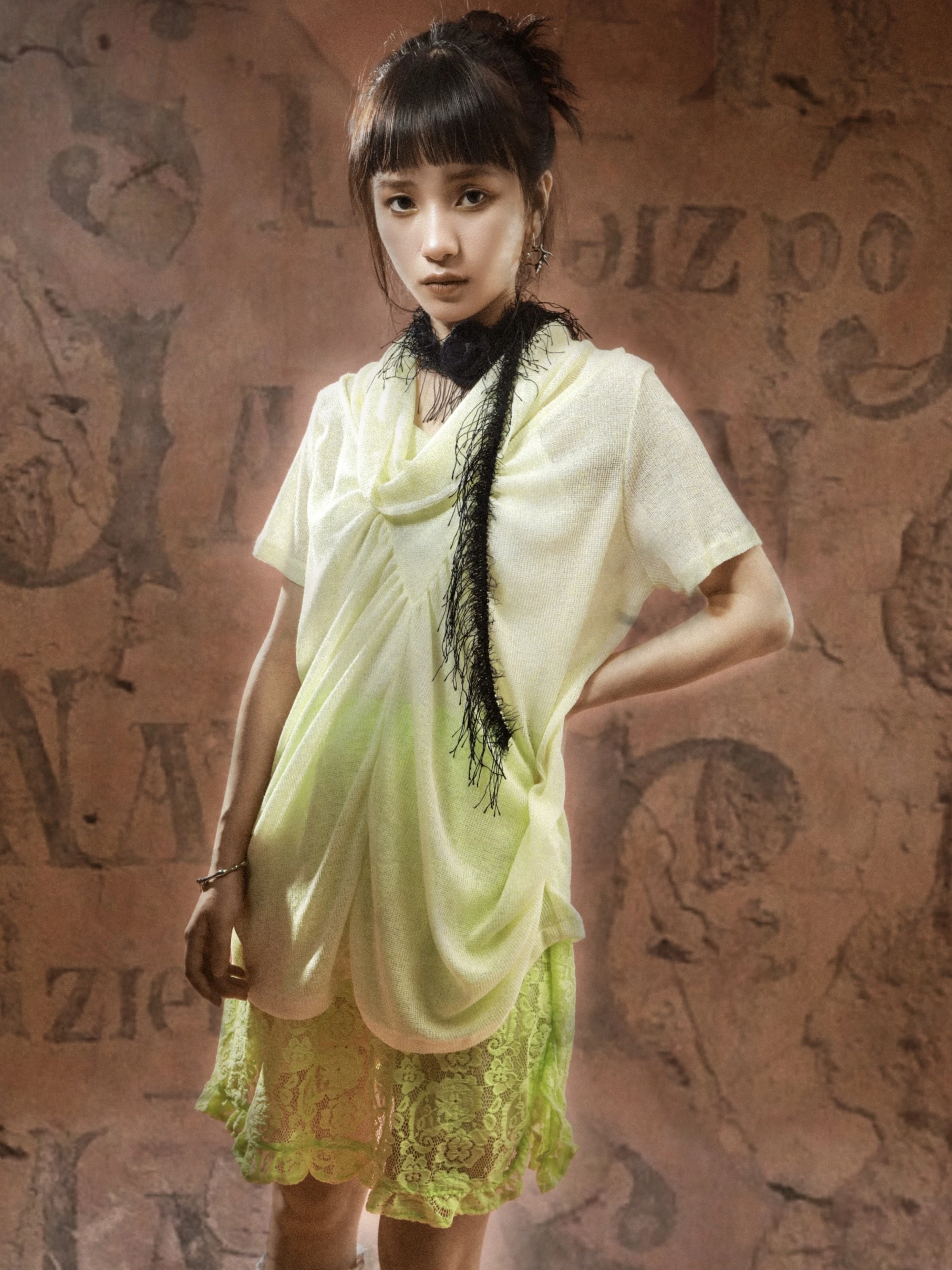 

Sweet Exprion Loose Fit Knitted Top Yellowi een Folded Hem Design Summer ort Sve round Ne T-irt for Women