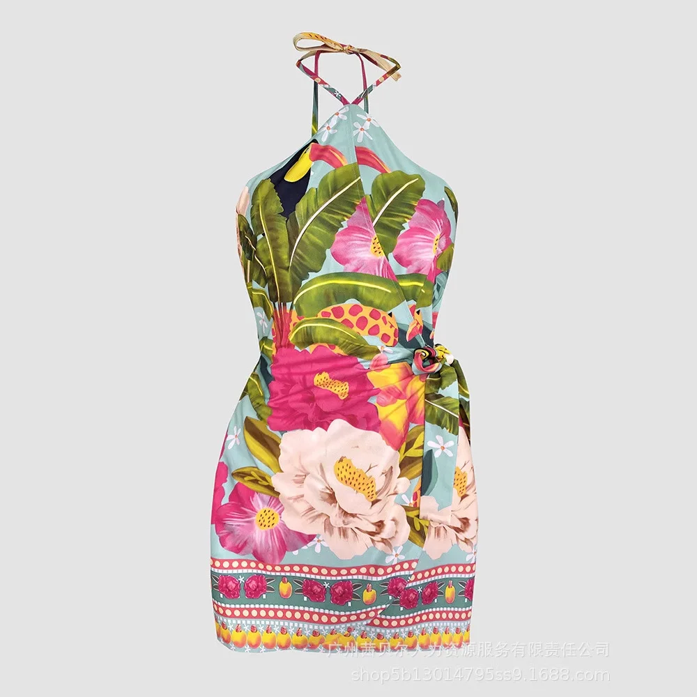 Femmes imprimé fleuri croisé licou taille barboteuse décontracté attaché détail combinaison courte