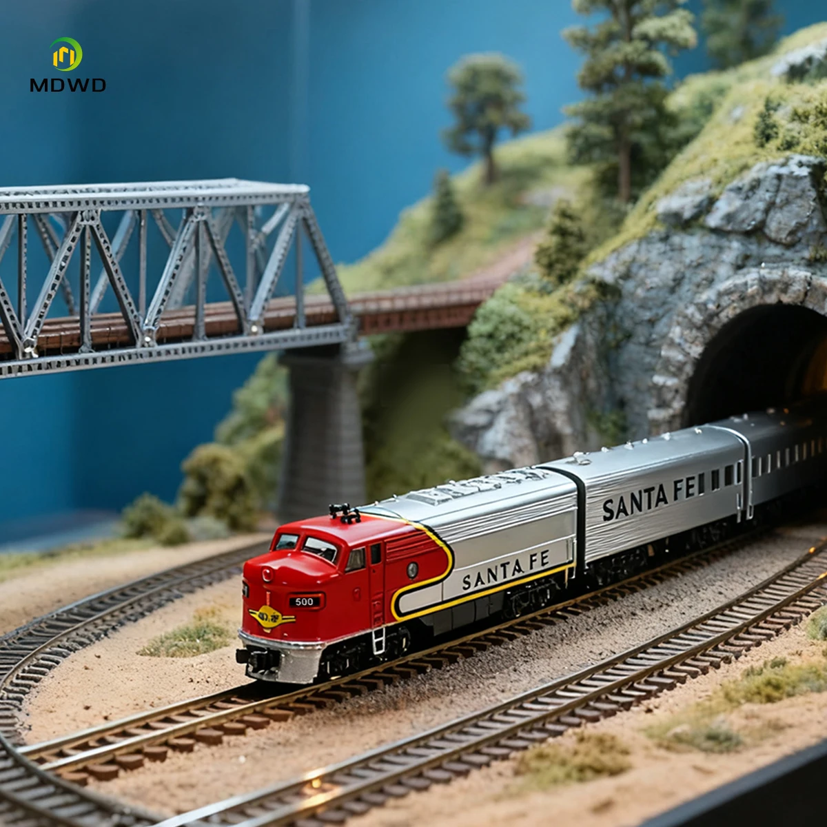 N Scale 1:160 Diesel Locomotive Metal Body Train Model, DC Powered Engine with Flywheel Drive Railway Hobby Collection Boy Gift