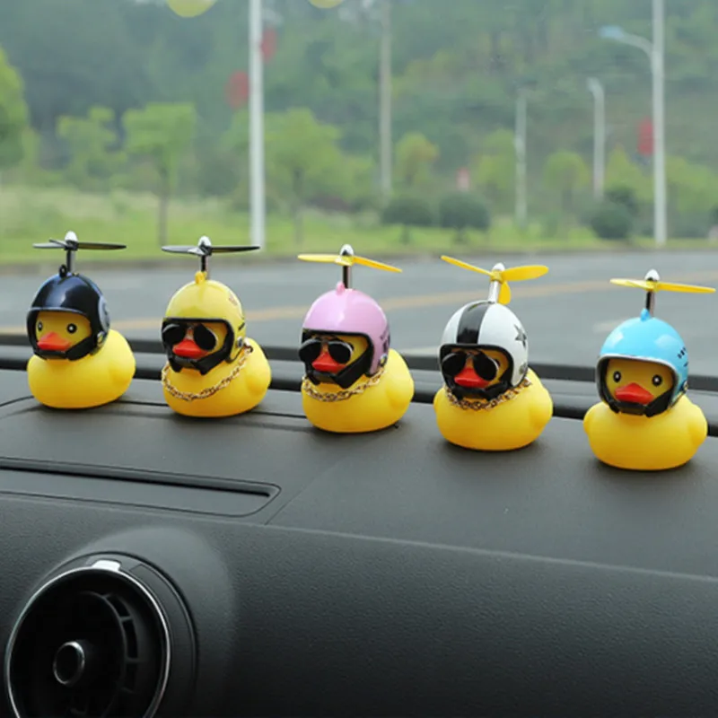 Car Duck With Helmet Broken Wind Ornaments Small Yellow Duck Road Bike Motorcycle Helmet Riding Cycling Decoration Accessories