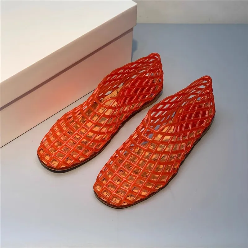 

Fashion Show Crystal Sandals for Women, Hollow Out, Fashionable, Breathable, Flat Bottom, One Step Stepping, Hole Jelly Shoes