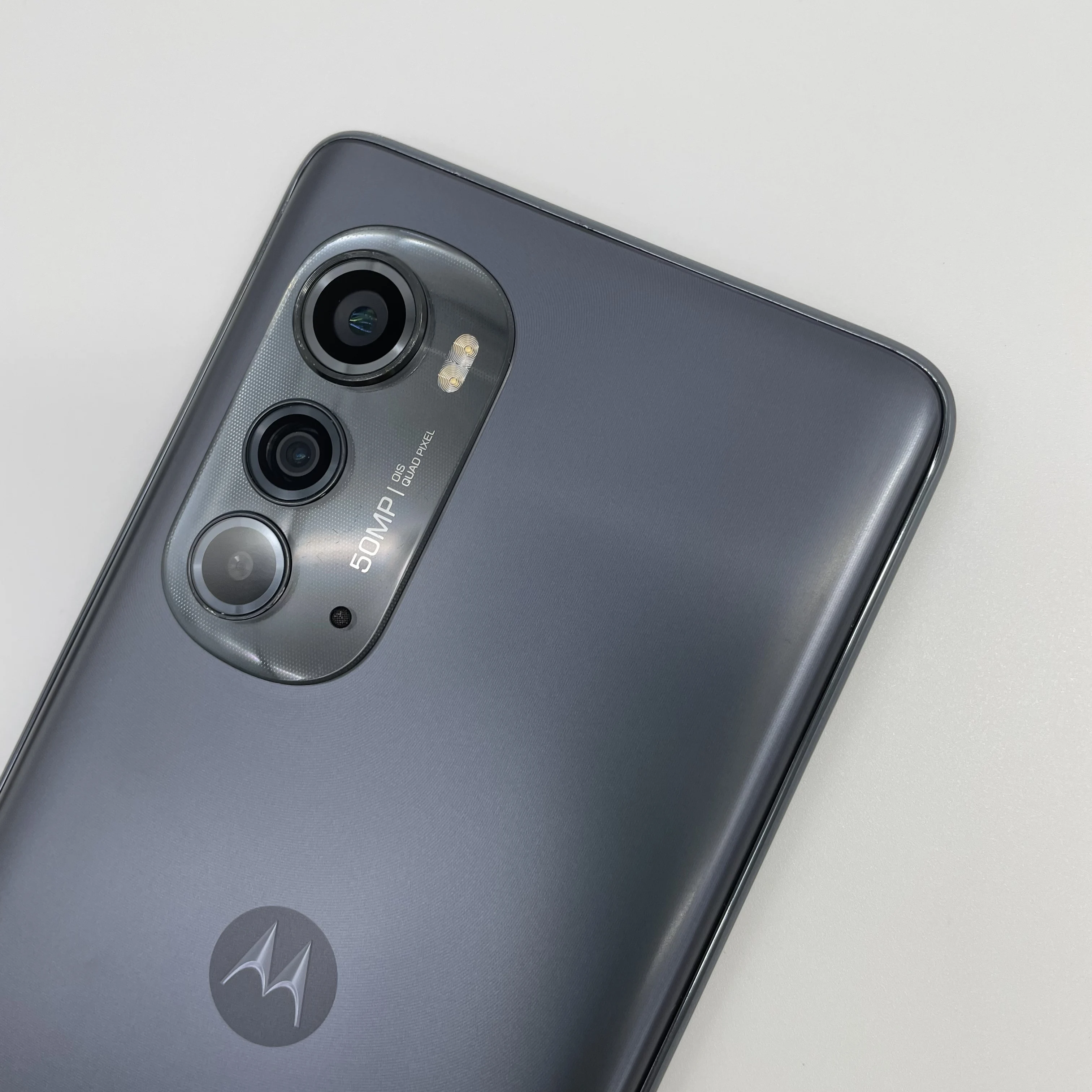 وحدة المعالجة الذكية الأصلية المستخدمة Motorola Edge(2022) 5G XT2205 CPU MediaTek Dimensity 1050 شاشة 6.6 بوصة بصمة أندرويد 12