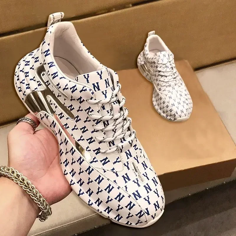 Luxury 2024 New Men's Breathable Sports Shoes Popular Low cut Thick Sole Elevated Casual Shoes Outdoor Running Shoes sneakers