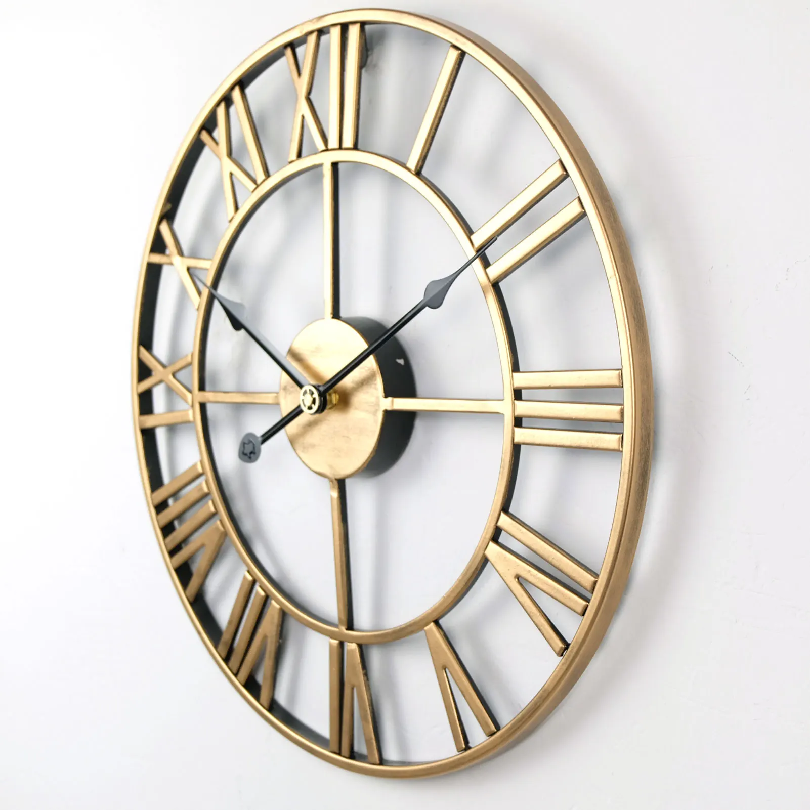 European Style Block Watch Simple Living Room  Gold Black Pointer Wrought Iron Mute Digital Wall Clock Decoration