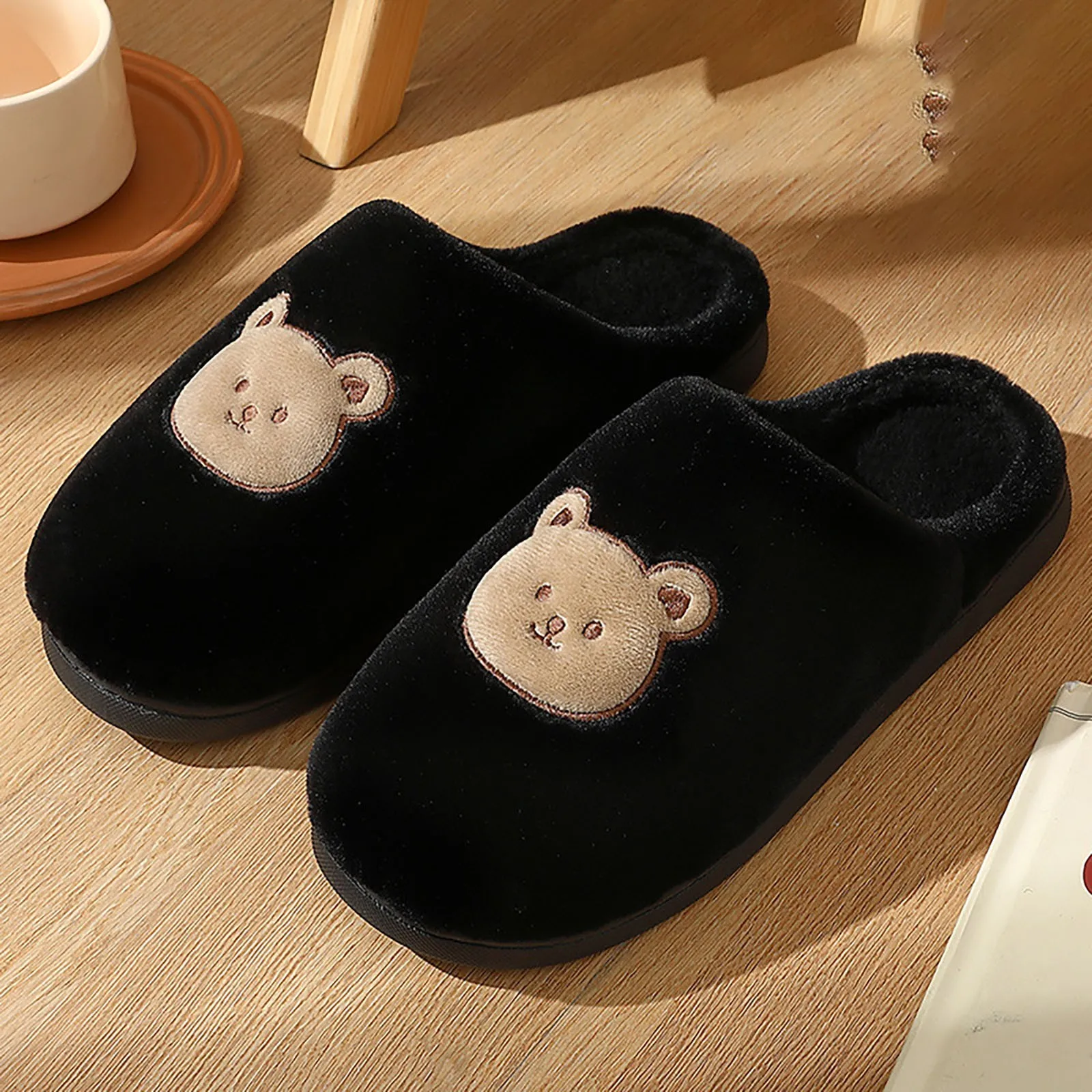 Cute Bear Cartoon White Plush Slippers Home Soft Sole Couple Slippers Men 2023 New Winter Warm Thick Sole Womens Cotton Slippers