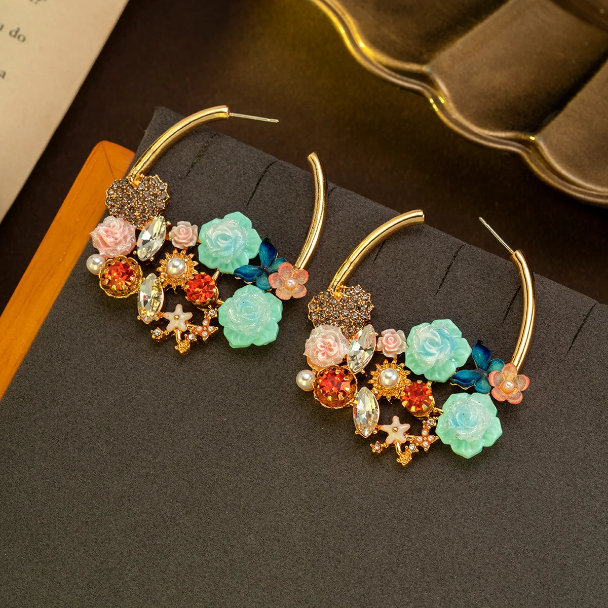 vintage flower cluster stud earrings versatile personalized earrings medieval aretes boucle oreille luxe femme