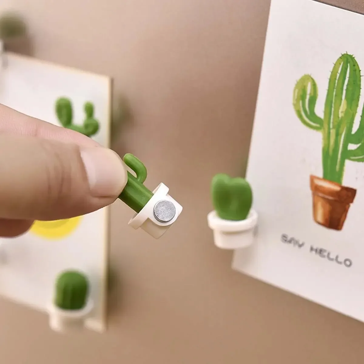 6pcs/set Mini Cactus Refrigerator Magnet Green Plant Potted Magnet Cactus Ball Refrigerator Magnet Home Decor New Year Gift