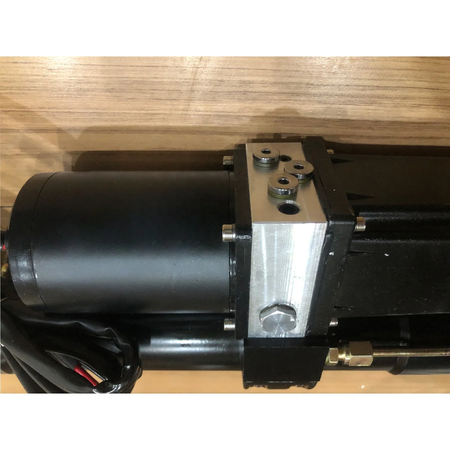 1.5T waterproof electric cylinder 12V telescopic hydraulic actuator