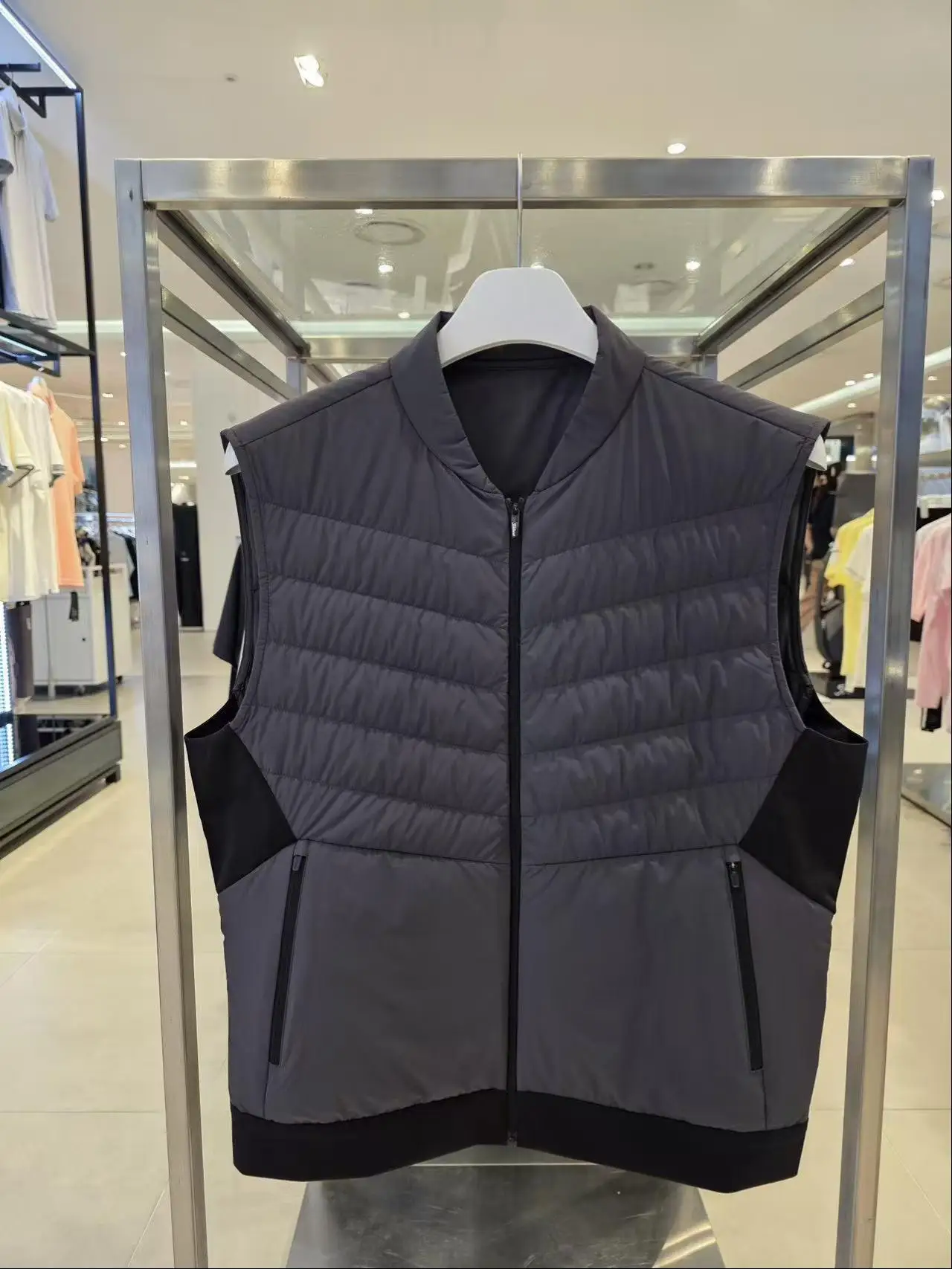 2026 New Arrival Men Golf Stand Collar Down Vest Autumn Winter Light Warm Versatile Casual Waistcoat