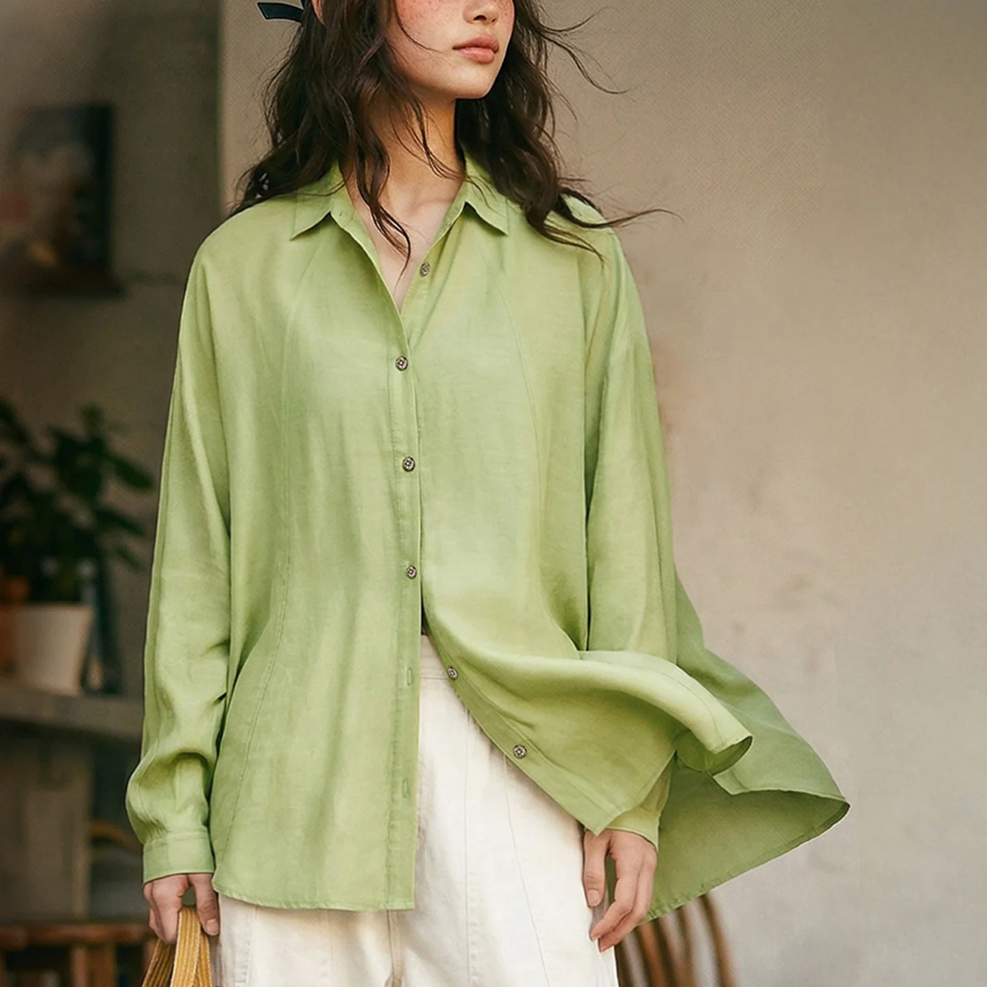 

Maden Women's Lightweight Green Overshirt Shirt Jacket Long Sleeve Loose Fit Button Down Casual Outwear for Spring Summer