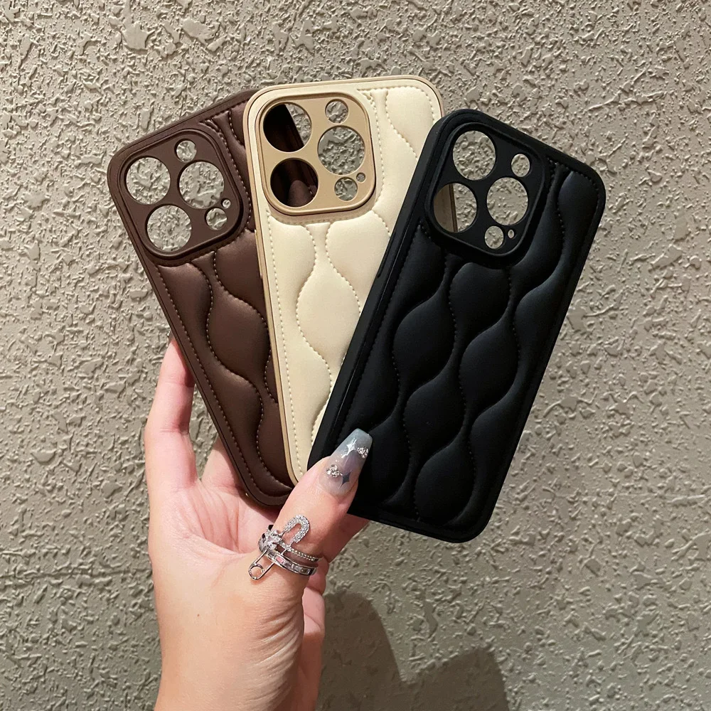 TRSYPHXM new Coffee colored wavy down jacket suitable for iPhone 15 phone case, solid color, autumn and winter protective cover