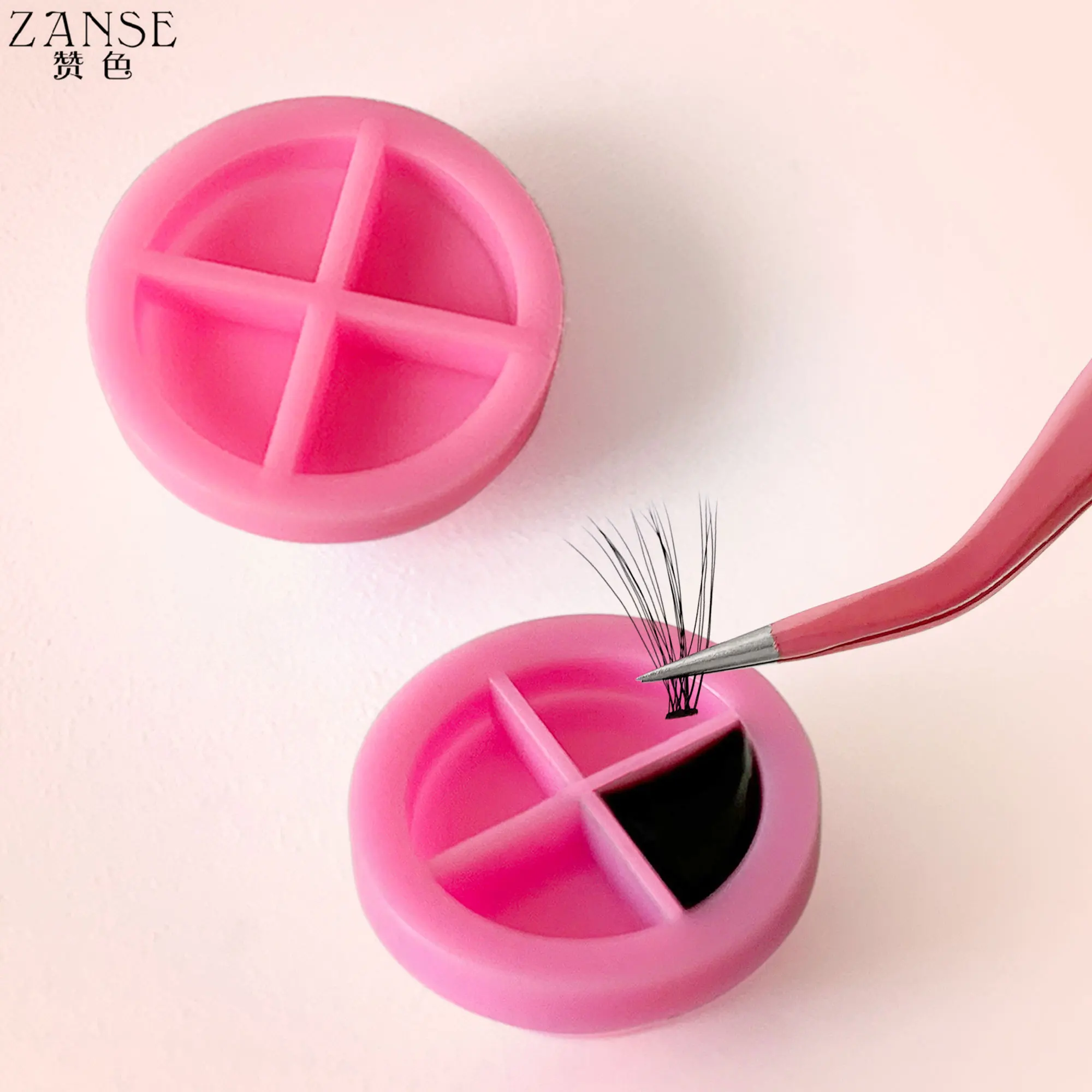 100 stücke Einweg Pflaume-förmigen Kleber Tasse Wimpern Extensions Werkzeuge Kleber Container Pigment Halter Kleber Tablett Kosmetik Make-Up-Tools