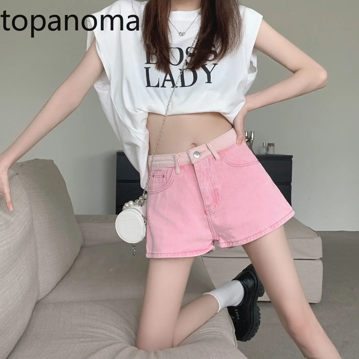 

Topanoma Pink Jeans Women Summer Design Niche High Waist Wide Legs A-line Hot Shorts Small Spicy Girl Denim Shorts Casual