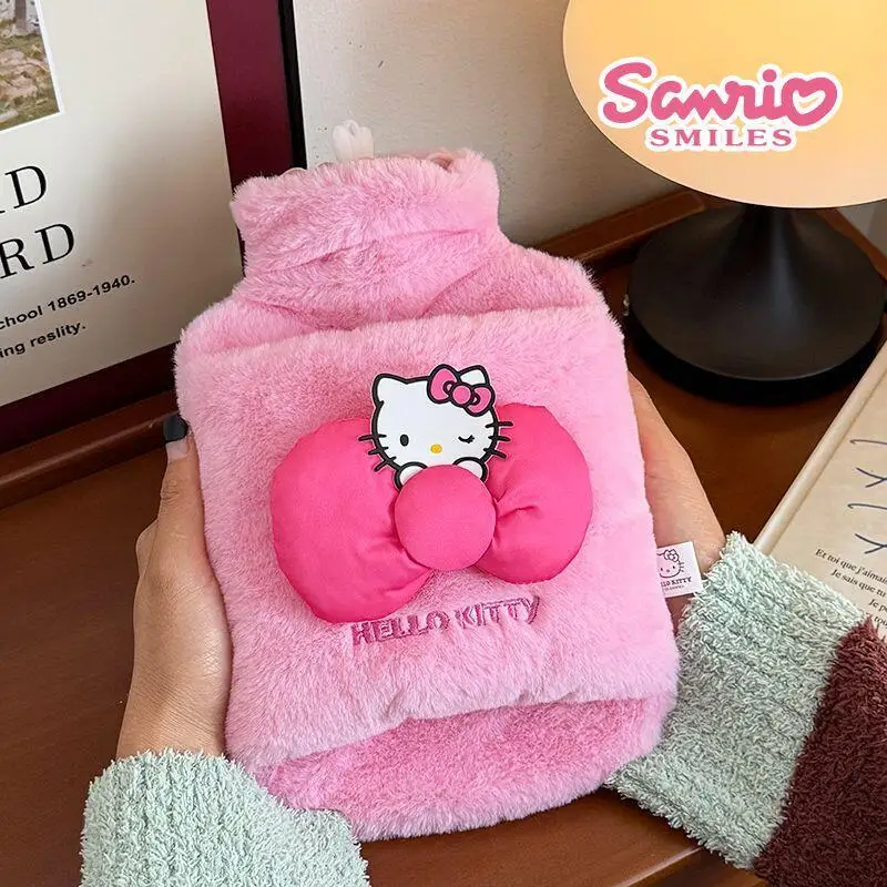 

Sanrios Hello Kittys Бутылка с горячей водой Новая модель Живот Теплые руки Большой размер Инъекция воды Герметичная новая модель Плюшевая сохраняет тепло
