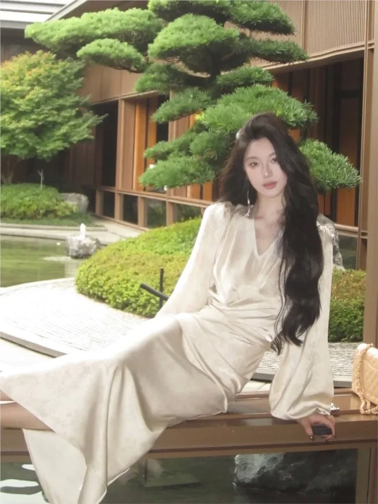 Elegante bodycon cetim midi vestidos para mulheres outono lanterna manga com decote em v rendas sereia vestido de festa à noite robe vestidos novo