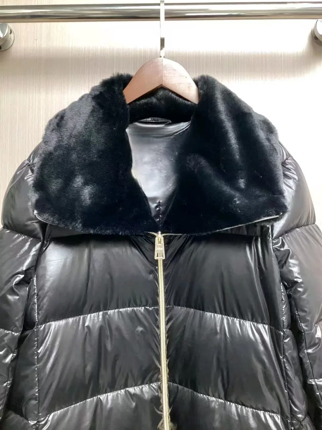 2024H new large collar solid color warm zipper temperament commuting long down jacket