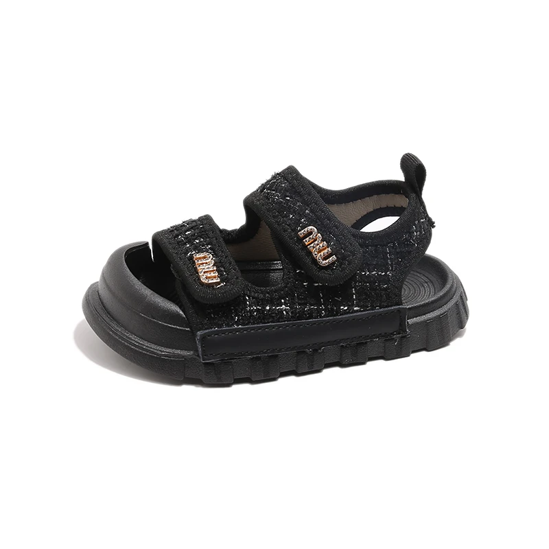 2025 صنادل أطفال أحذية شاطئ صيفية للأطفال الصغار صنادل بناتي صغيرة من حجر الراين موضة أصابع مغطاة مضادة للركلة للفتيات #5