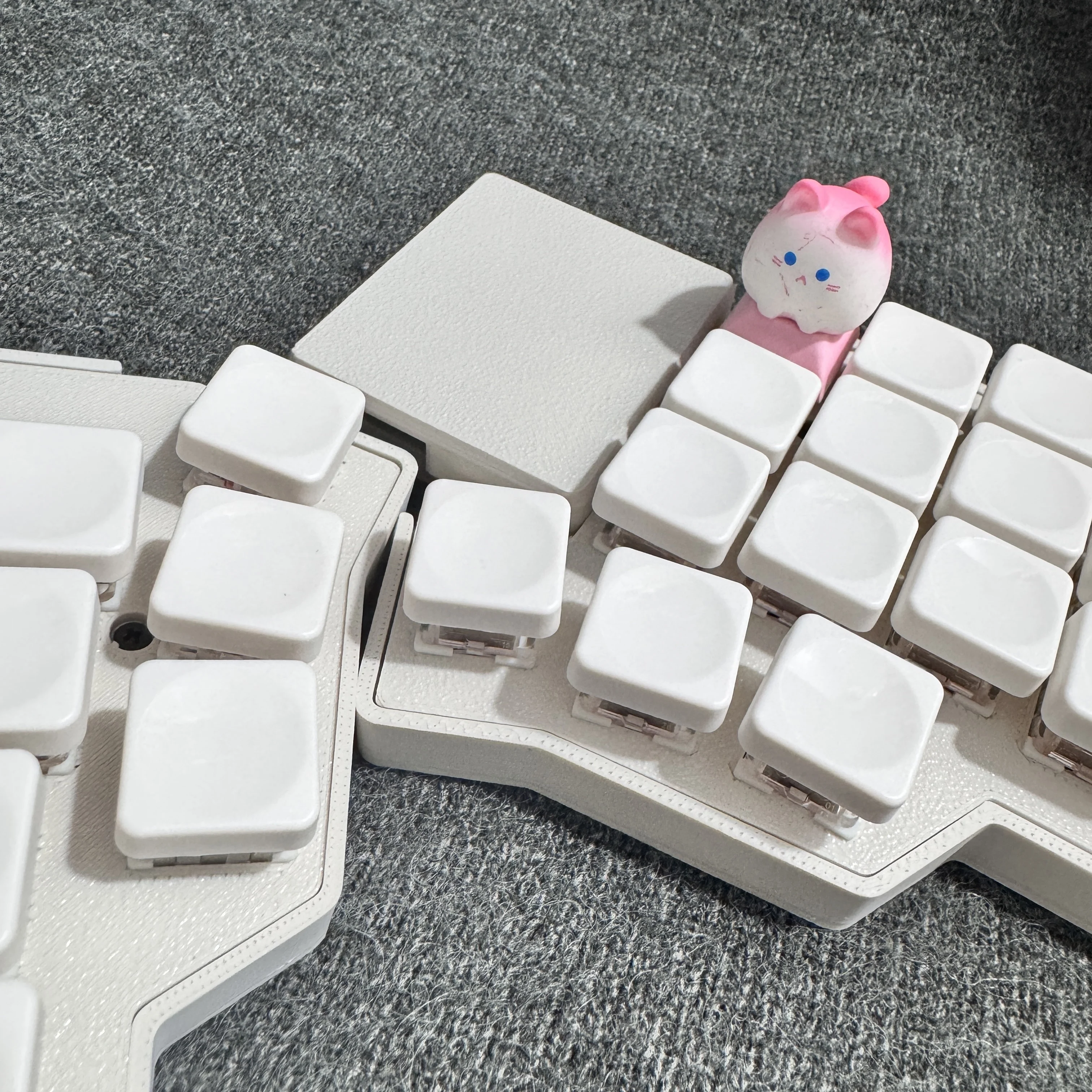 

Corne V4.1 Procyon Split Keyboard Square Touchpad RGB Mechanical Keyboard Kit Support VIA Customized PC Gamer Accessories