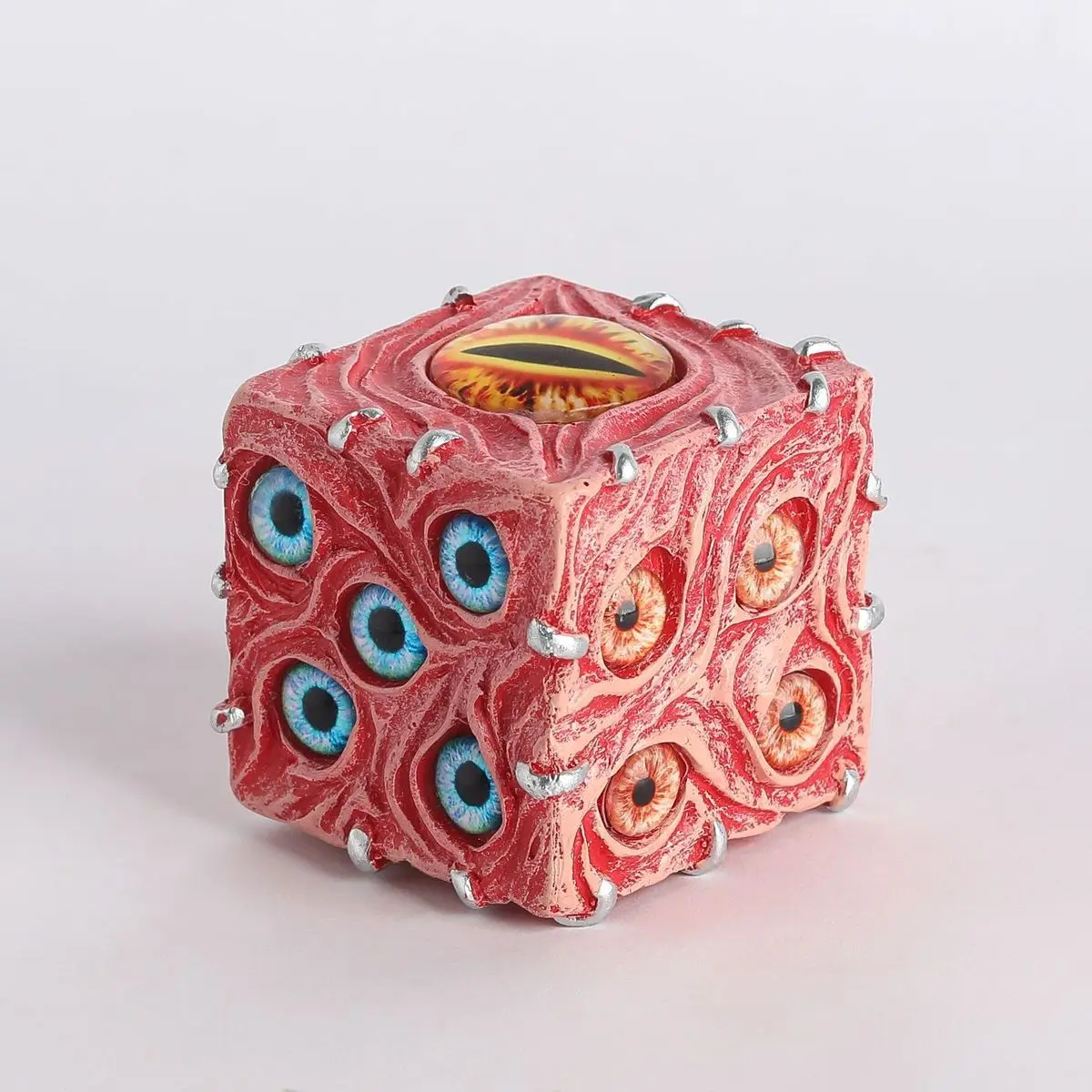 

All-Seeing Eye Demon Dice Sculpture，Occult Gothic Decor，Macabre Shop Decor，Attention-Grabbing Window Display