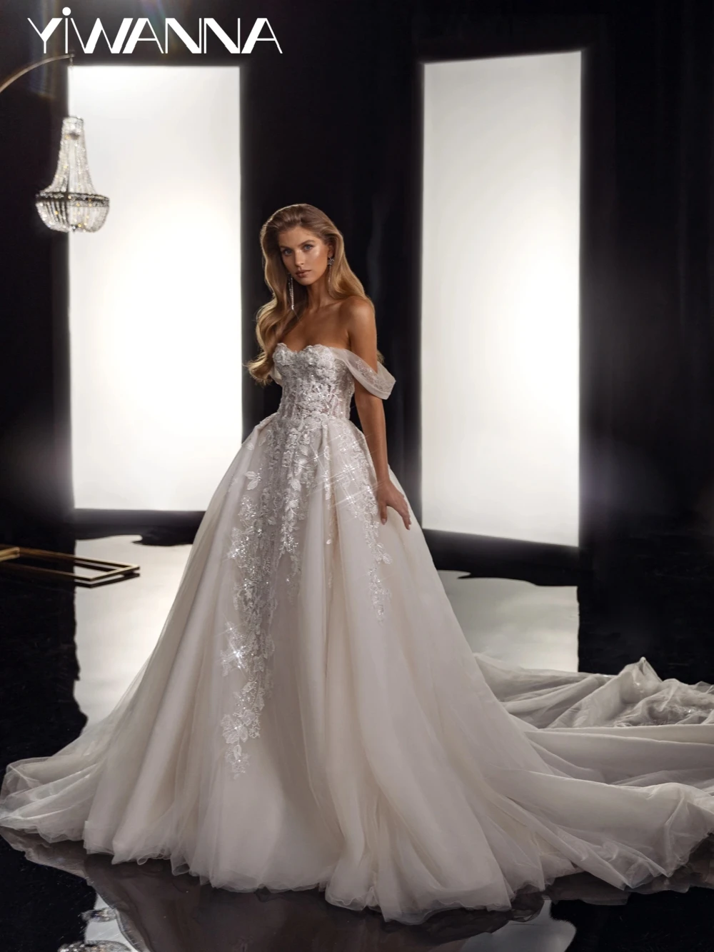 

Glitter Beaded Lace Appliques Wedding Dress Sweetheart Neck off Shoulder Bridal Gown Customized Luxurious Dresses For Bride