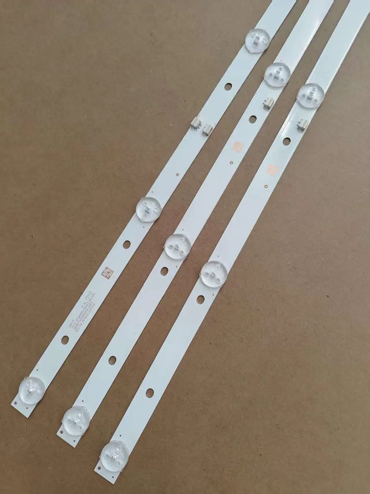 LED JS-D-JP385DM 062EC/071EC Erisson 39LX9030T2 39lm8030t2 39HT005B LD40C754S IP-LE411061 IK-E40DM ECON EX-39HT006B  EX-39HS007B