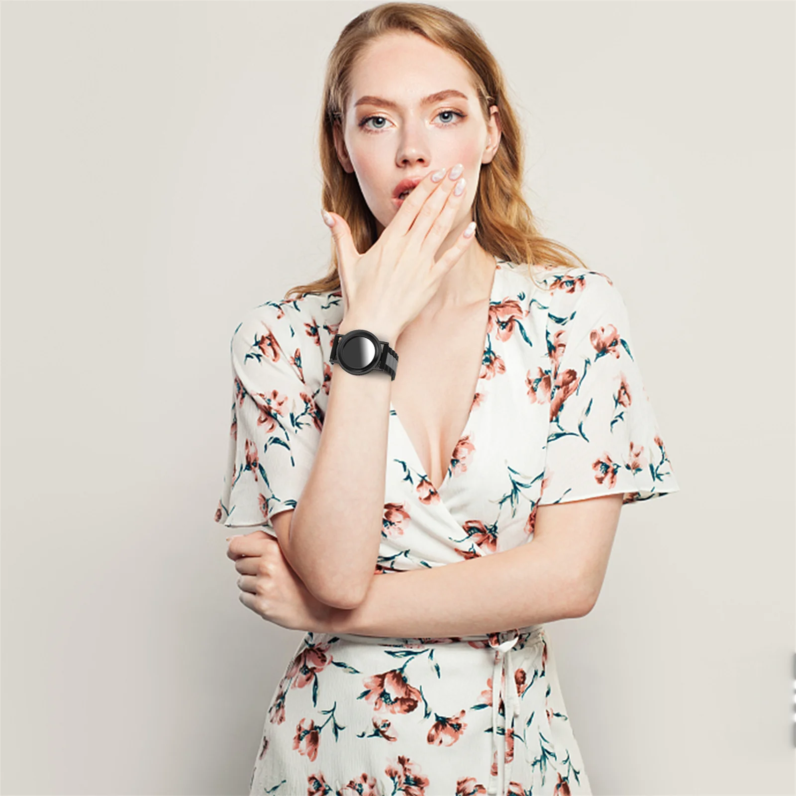 

Silicone Watch Cover Soft Cushioning Full Protection Sweat-Proof Scratch-Resistant Secure Lock Protective Band