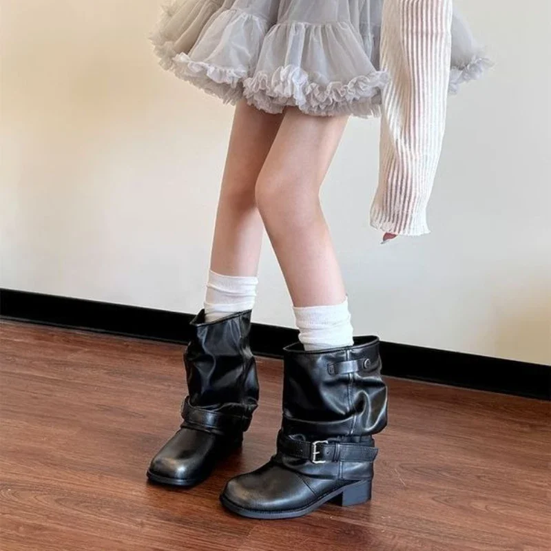 

Кожаные полувысокие сапоги на среднем каблуке для женщин, тренд 2025, новинка популярного косплея, демисезонная Gyaru, модные женские туфли до середины икры в готическом стиле Y2k