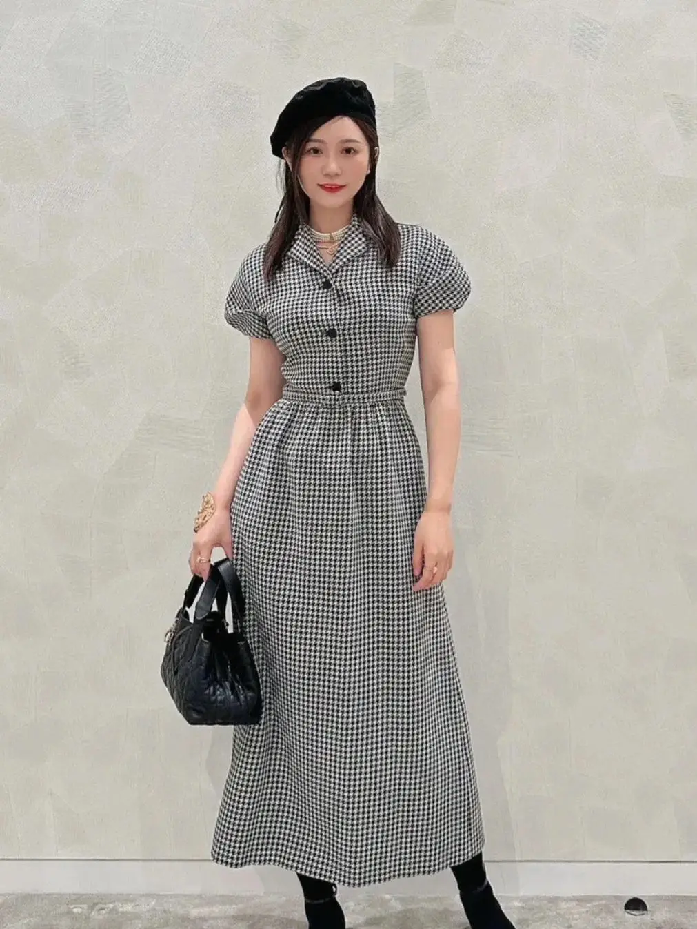 

2024 Spring Collection Elegant Belted Short Puff Sleeve Midi Dress