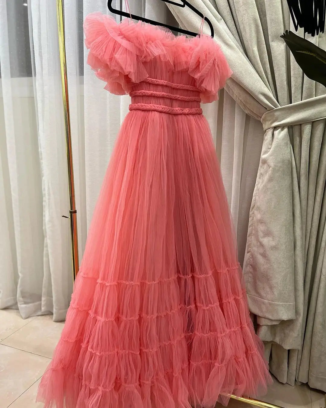 Sapmae Off-the-shoulder Tulle A-line Floor-length Zipper Up Court Train Elegant Prom Formal Evenning Party Dress For Women