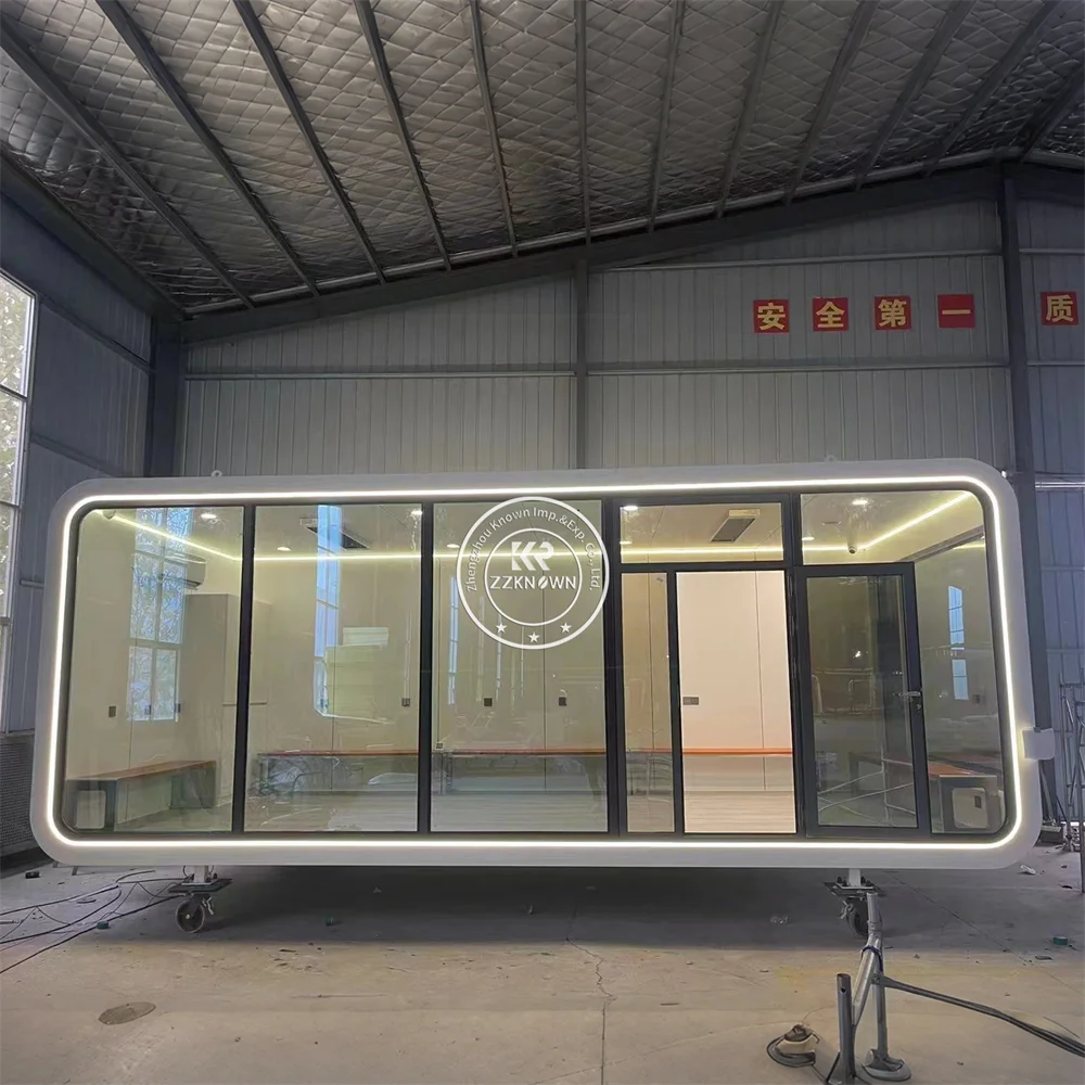 Customized Cabin Prefabricated Capsule House  With Waterproof Feature Modular Prefab Capsule House