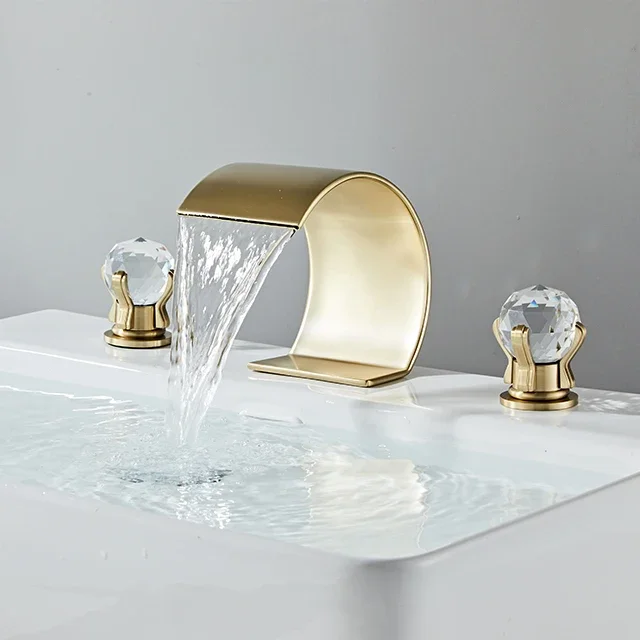 Waterfall Spout 2 Crystal Knobs Bathroom Widespread Sink Faucet 3 Holes Dual Handle Lavatory Gold Basin Mixer Tap