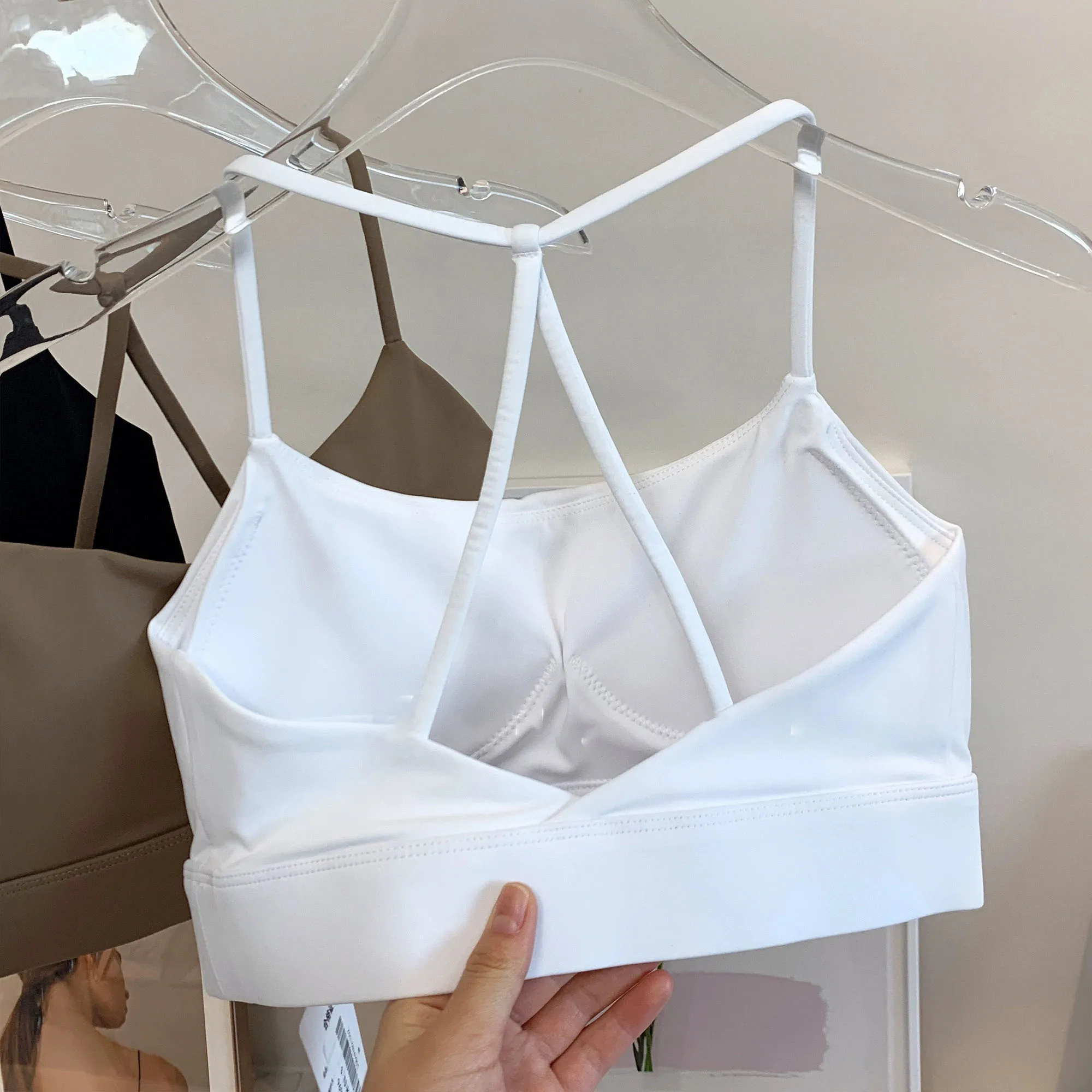 High Quality Nylon Sports Bra for Women Yoga Top for Fitness Female Workout Underwear Push Up Sportswear for Gym