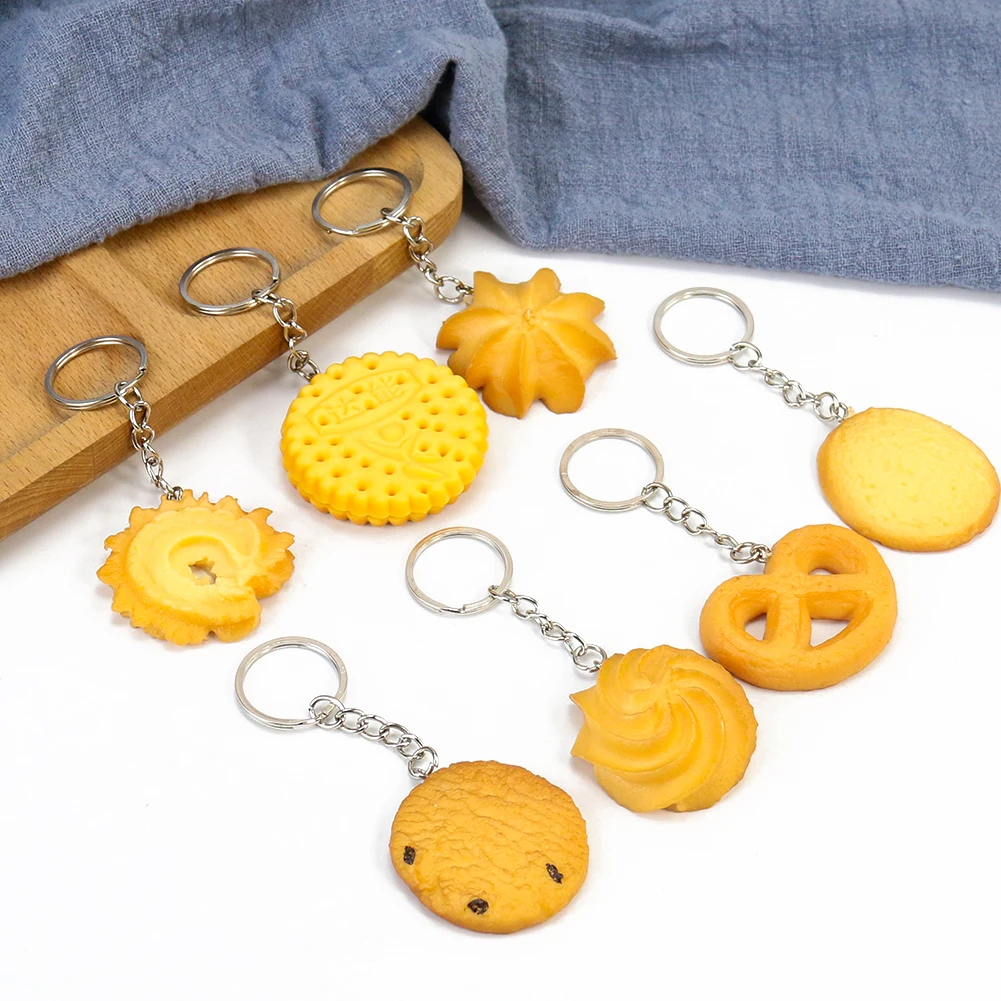 Simulation Butter Cookies Keychain Artificial Pastry Tasty Food Model Car Key Ring Bag Charm Pendant Keyring Fun Jewelry Gifts